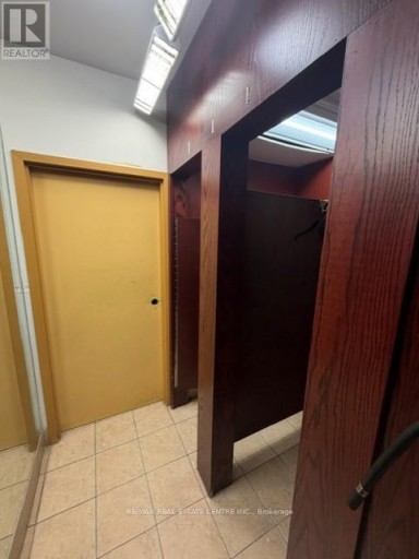 5 - 7206 AIRPORT ROAD, Mississauga (Malton), Ontario, L4T2H3