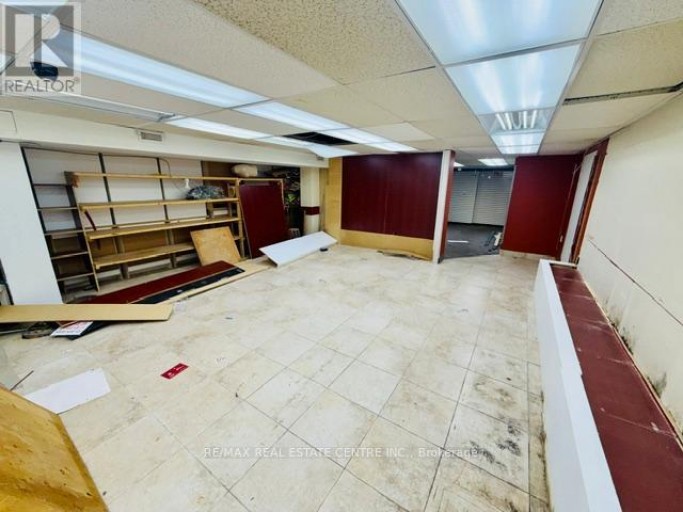 5 - 7206 AIRPORT ROAD, Mississauga (Malton), Ontario, L4T2H3