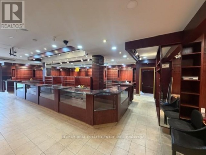 5 - 7206 AIRPORT ROAD, Mississauga (Malton), Ontario, L4T2H3