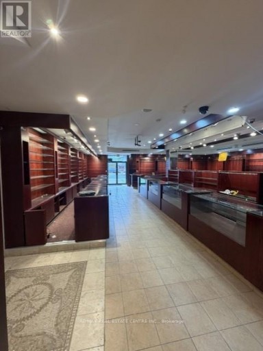 5 - 7206 AIRPORT ROAD, Mississauga (Malton), Ontario, L4T2H3