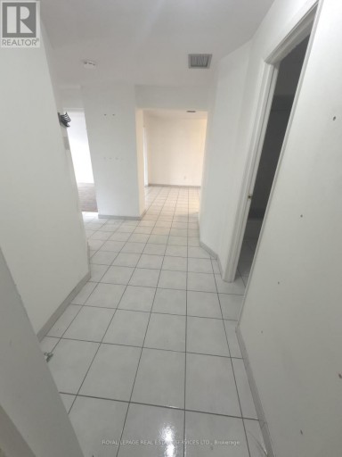 202 - 10055 KEELE STREET, Vaughan (Maple), Ontario, L6A3Y8