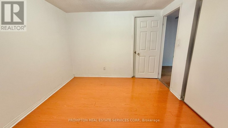 235 ROXANNE CRESCENT, Toronto (Milliken), Ontario, M1V4G5