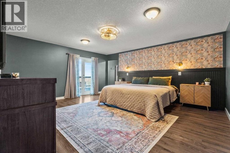 244082 817 Highway N, Rural Wheatland County, Alberta, T1P0H8