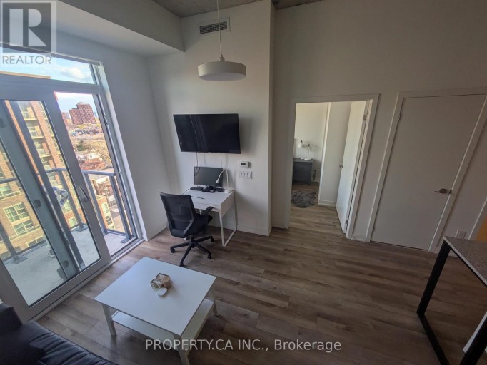 1005 - 1808 ST CLAIR AVENUE W, Toronto (Weston-Pellam Park), Ontario, M6N0C1