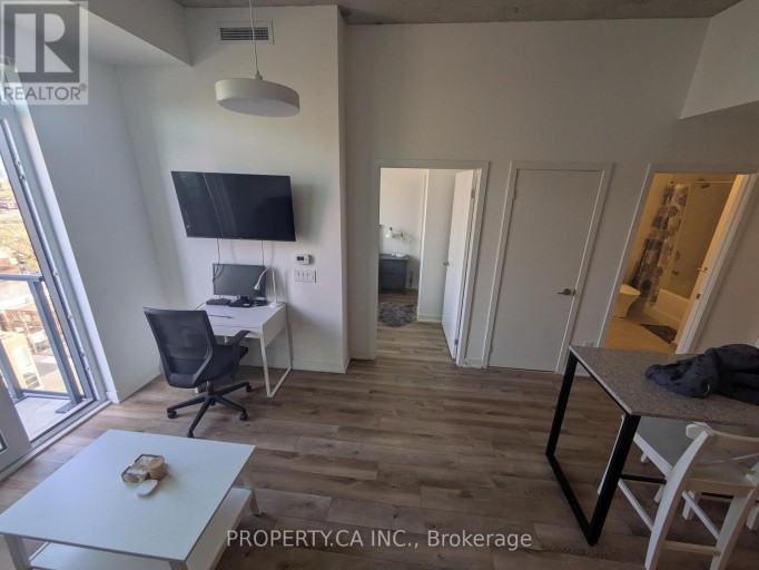 1005 - 1808 ST CLAIR AVENUE W, Toronto (Weston-Pellam Park), Ontario, M6N0C1