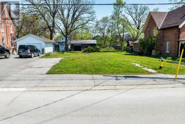 38 OAK STREET Kawartha Lakes (Fenelon Falls) Ontario photo 8