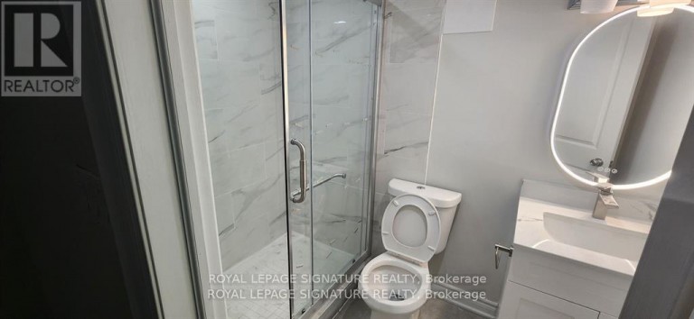 LOWER - 25 LYLE DRIVE, Clarington (Bowmanville), Ontario, L1X0G2