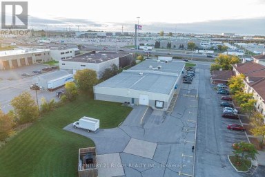 900 CHAMPLAIN AVENUE Oshawa (Vanier) Ontario photo 10