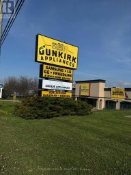 900 CHAMPLAIN AVENUE Oshawa (Vanier) Ontario photo 17