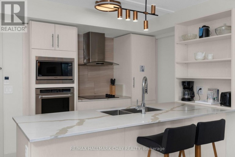 6411/6413 - 9 HARBOUR STREET E, Collingwood, Ontario, L9Y5C5