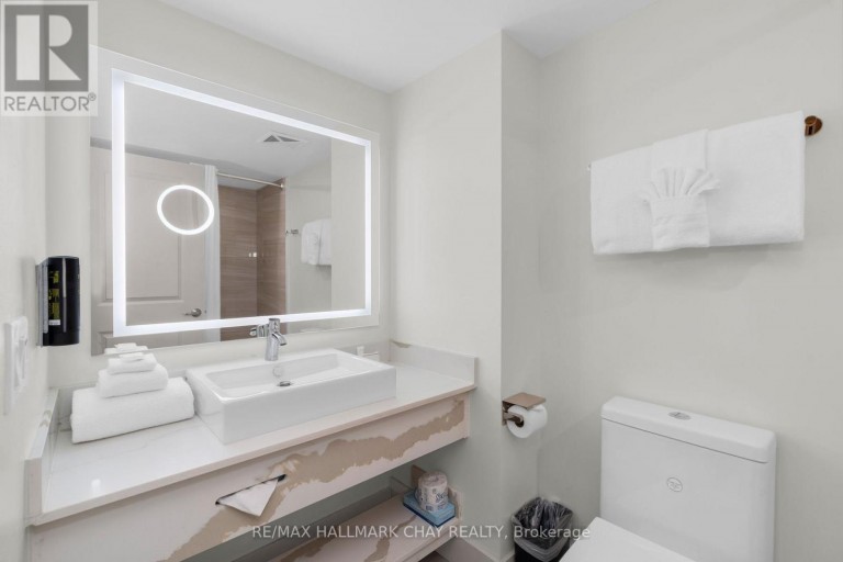 6411/6413 - 9 HARBOUR STREET E, Collingwood, Ontario, L9Y5C5