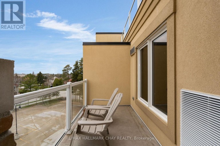 6411/6413 - 9 HARBOUR STREET E, Collingwood, Ontario, L9Y5C5