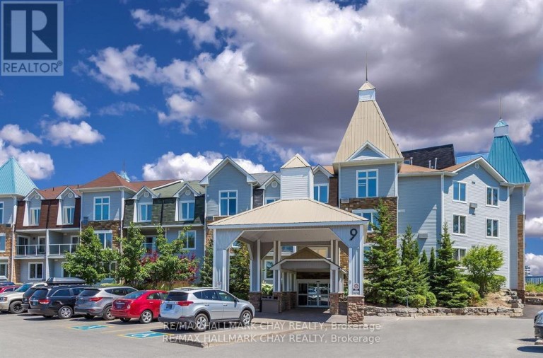 6411/6413 - 9 HARBOUR STREET E, Collingwood, Ontario, L9Y5C5