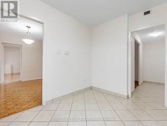 PL5 - 4001 BAYVIEW AVENUE Toronto (Bayview Woods-Steeles) Ontario photo 17