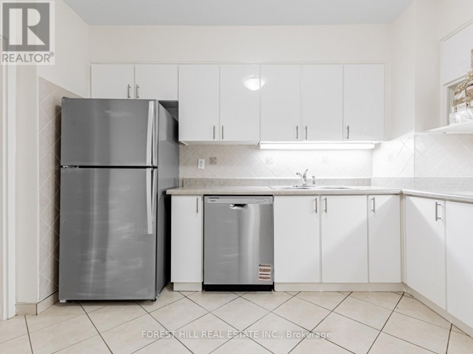 PL5 - 4001 BAYVIEW AVENUE, Toronto (Bayview Woods-Steeles), Ontario, M2M3Z7