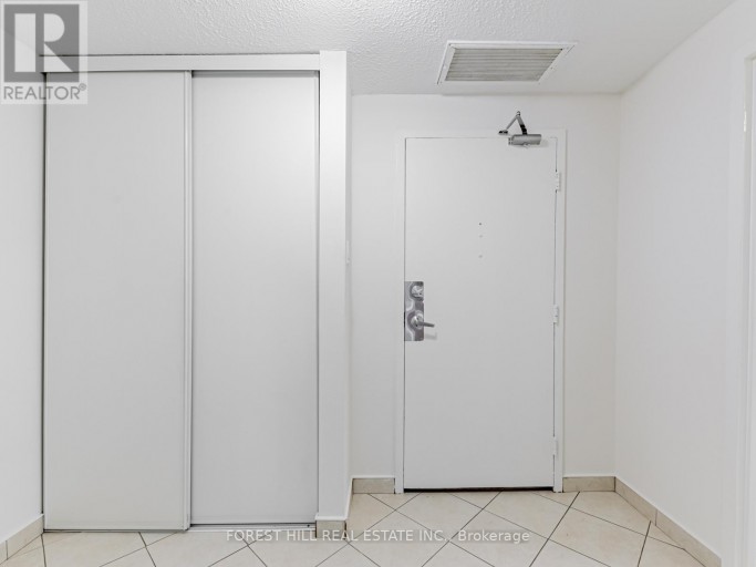 PL5 - 4001 BAYVIEW AVENUE, Toronto (Bayview Woods-Steeles), Ontario, M2M3Z7