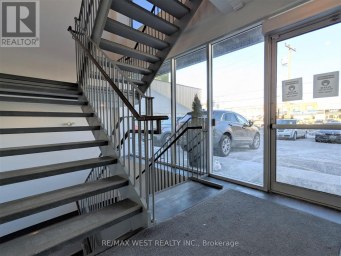 LL1 - 2920 DUFFERIN STREET Toronto (Yorkdale-Glen Park) Ontario photo 11