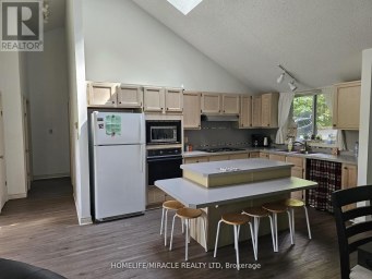 1274 TWIST LANE Highlands East (Glamorgan) Ontario photo 3