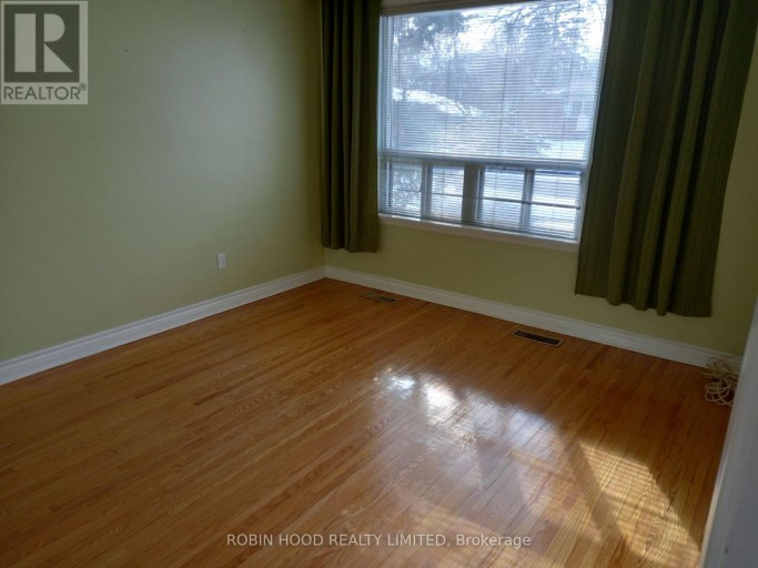 238 THISTLE DOWN BOULEVARD, Toronto (Thistletown-Beaumonde Heights), Ontario, M9V1K7