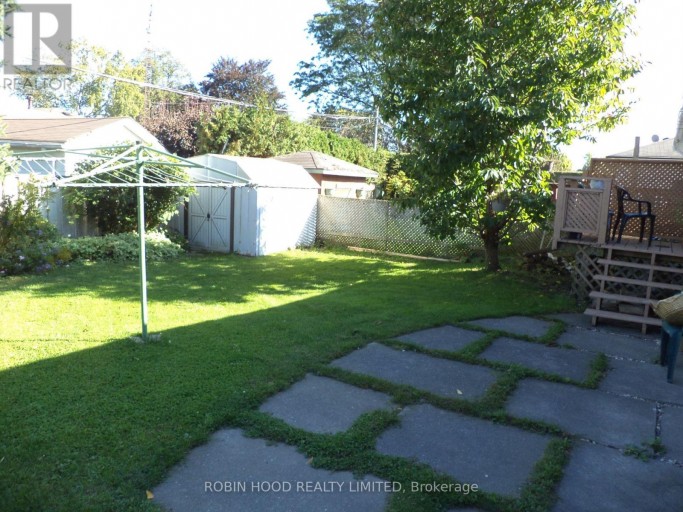 238 THISTLE DOWN BOULEVARD, Toronto (Thistletown-Beaumonde Heights), Ontario, M9V1K7