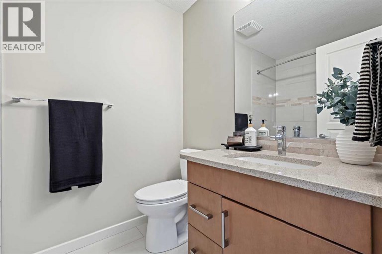 202, 1320 1 Street SE, Calgary, Alberta, T2G0G8