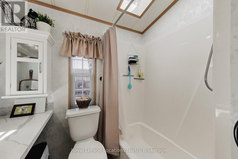 2 WASAGA PINES LANE E, Springwater (Elmvale), Ontario, L0L1P0
