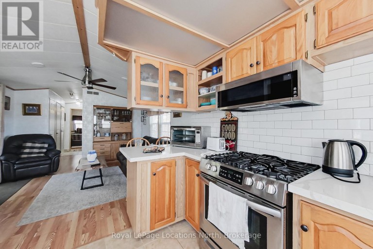 2 WASAGA PINES LANE E, Springwater (Elmvale), Ontario, L0L1P0