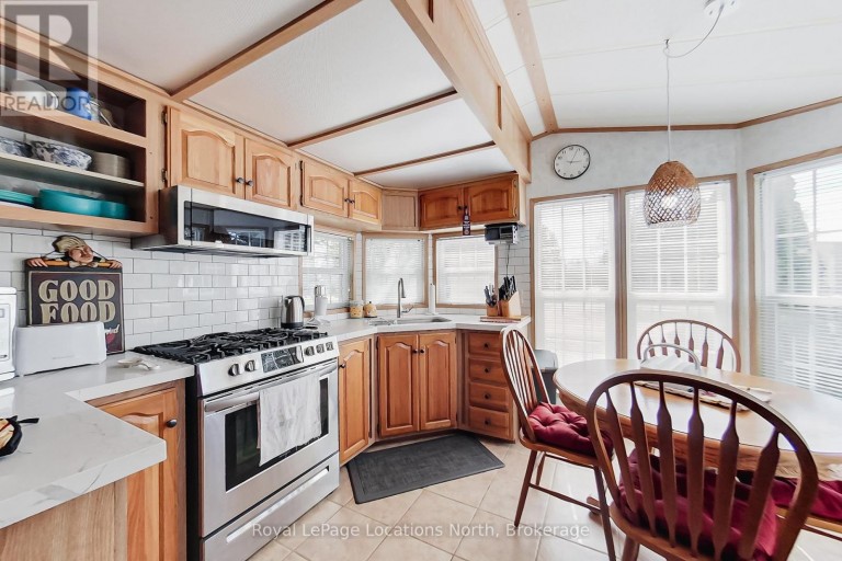 2 WASAGA PINES LANE E, Springwater (Elmvale), Ontario, L0L1P0