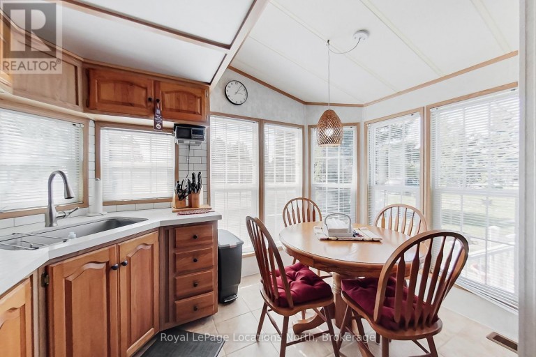2 WASAGA PINES LANE E, Springwater (Elmvale), Ontario, L0L1P0