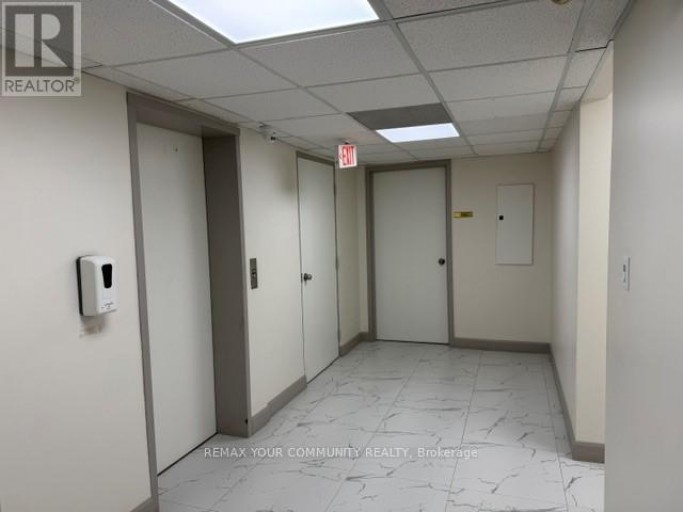 100C - 107 HOLLAND STREET, Bradford West Gwillimbury (Bradford), Ontario, L3Z2B9