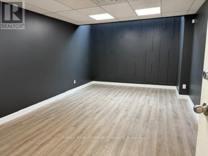 100C - 107 HOLLAND STREET, Bradford West Gwillimbury (Bradford), Ontario, L3Z2B9