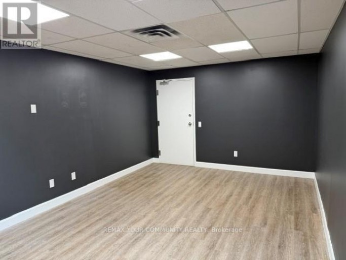100C - 107 HOLLAND STREET, Bradford West Gwillimbury (Bradford), Ontario, L3Z2B9