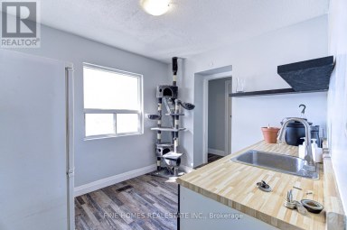 3 - 1762 KEELE STREET Toronto (Keelesdale-Eglinton West) Ontario photo 4