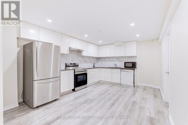 LOWER - 28 ROCKWOOD CRESCENT Vaughan (Beverley Glen) Ontario photo 2