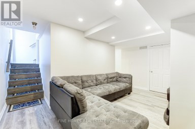LOWER - 28 ROCKWOOD CRESCENT Vaughan (Beverley Glen) Ontario photo 4