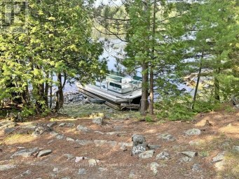 EAGLES NEST Thunder Bay Remote Area (TB-95) Ontario photo 29