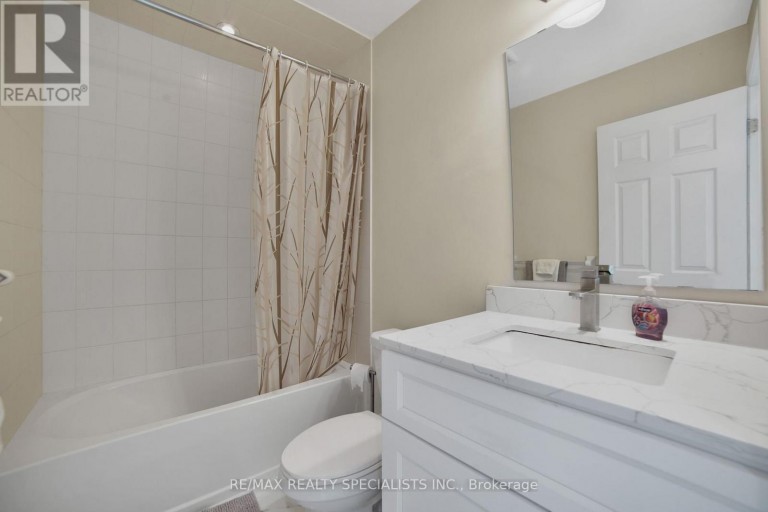 61 RIVERWALK PLACE, Midland, Ontario, L4R0B4