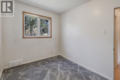 3432 3 Avenue NW Calgary Alberta photo 29