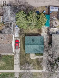 3432 3 Avenue NW Calgary Alberta photo 3