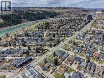3432 3 Avenue NW Calgary Alberta photo 8