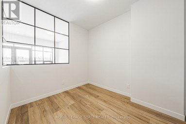302 - 555 SANATORIUM ROAD Hamilton (Mountview) Ontario photo 12