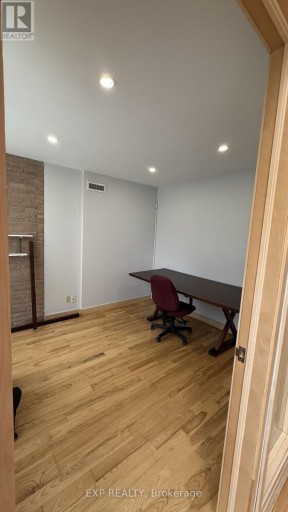 522 - 1315 LAWRENCE AVENUE E, Toronto (Victoria Village), Ontario, M3A3R3