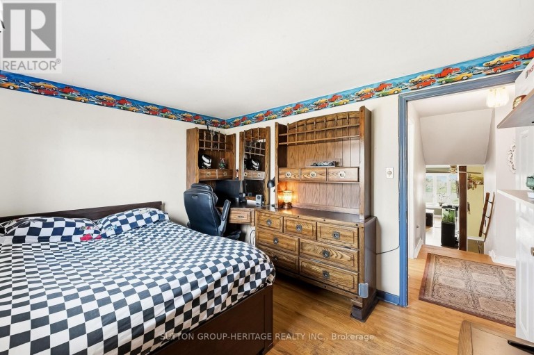 35 ALBERY CRESCENT, Ajax (South East), Ontario, L1S2Y2