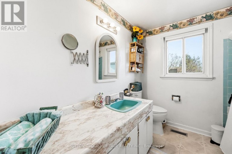 35 ALBERY CRESCENT, Ajax (South East), Ontario, L1S2Y2
