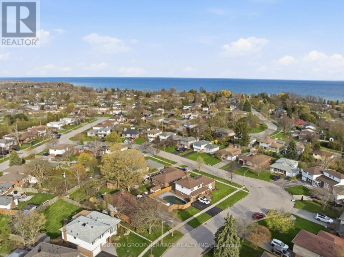 35 ALBERY CRESCENT, Ajax (South East), Ontario, L1S2Y2