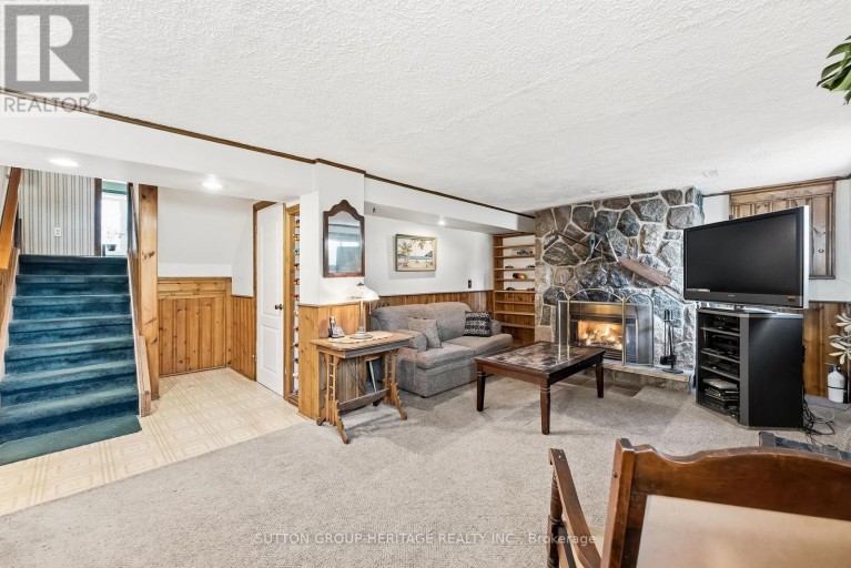 35 ALBERY CRESCENT, Ajax (South East), Ontario, L1S2Y2