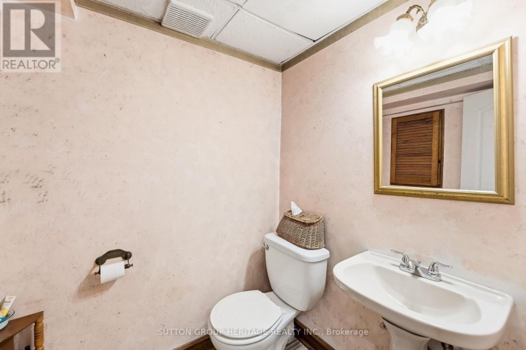 35 ALBERY CRESCENT, Ajax (South East), Ontario, L1S2Y2