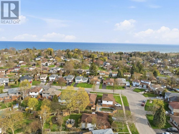 35 ALBERY CRESCENT, Ajax (South East), Ontario, L1S2Y2