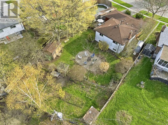 35 ALBERY CRESCENT, Ajax (South East), Ontario, L1S2Y2