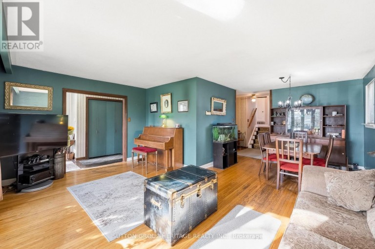35 ALBERY CRESCENT, Ajax (South East), Ontario, L1S2Y2